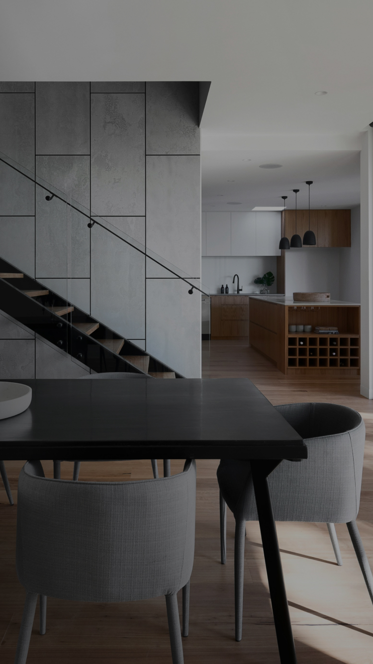 ONE LIFE,ONE HOUSE